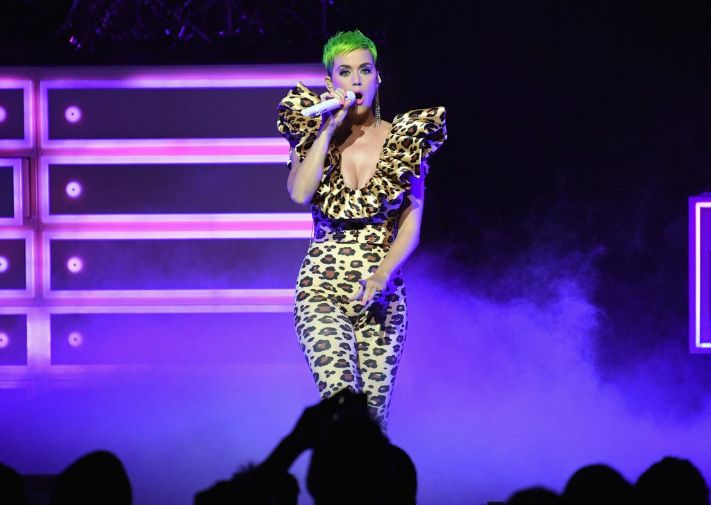 Katy Perry en vivo Citibank Cardholders en los Angeles – Magazine Skape