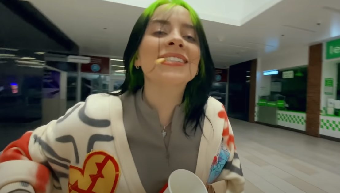 Billie Eilish lanza su nuevo vídeo – Therefore I Am – Magazine Skape